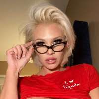 Charli Phoenixイメージ