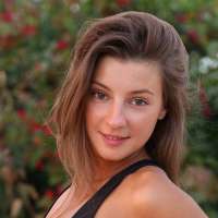 model-avatar