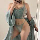model-avatar