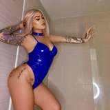 model-avatar
